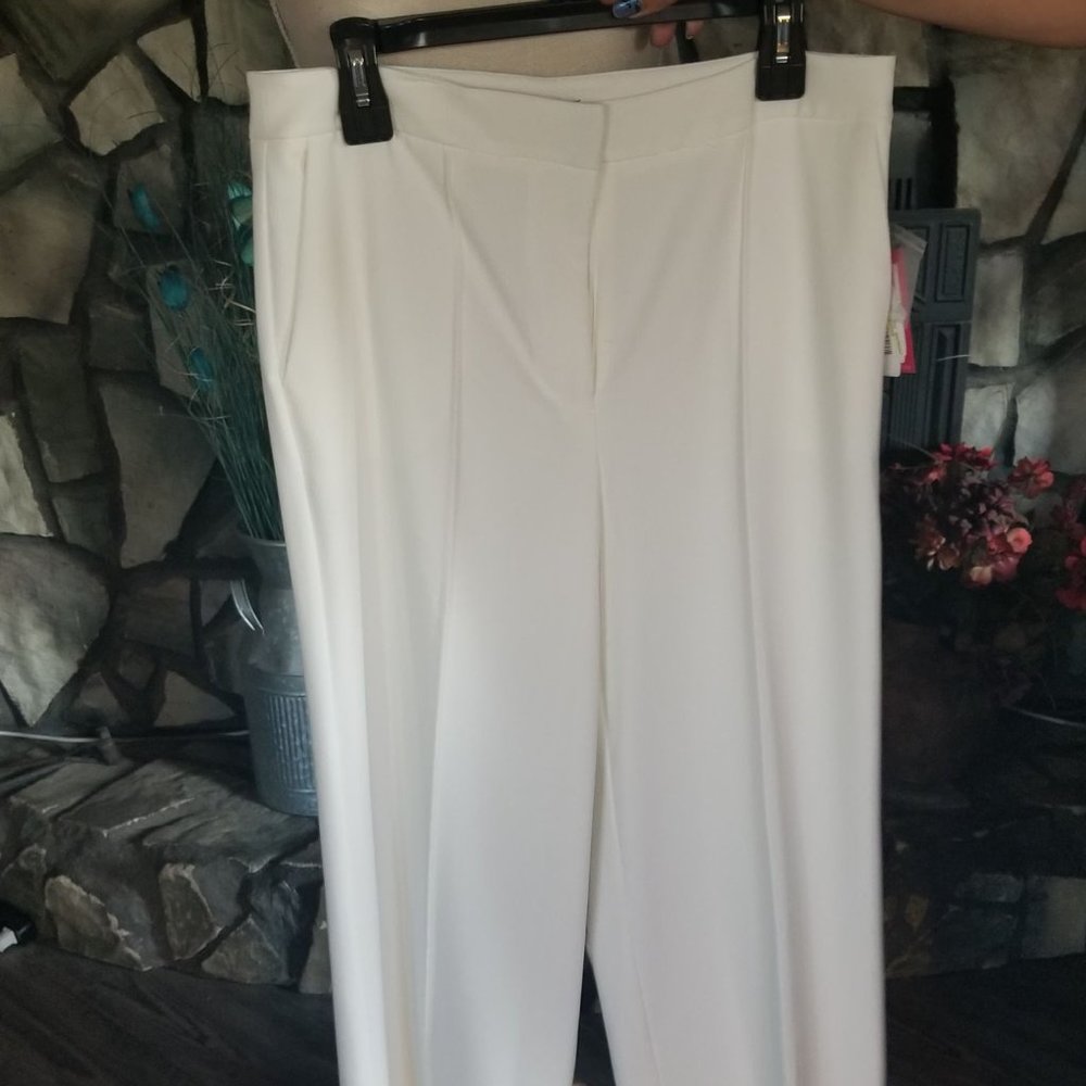 Vince Camuto Dress Slacks Pants White NWT Size 8